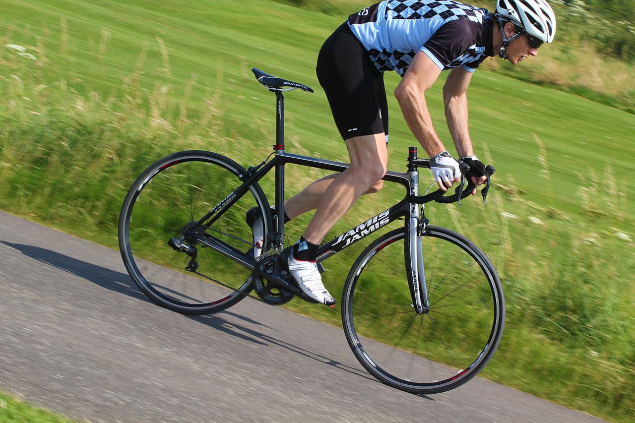 Jamis carbon discount fiber road bike